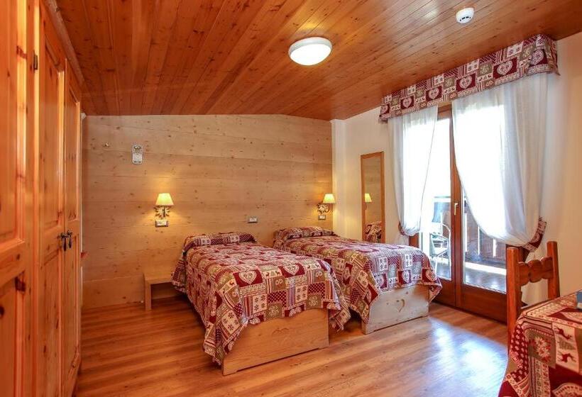 Номер Superior с Террасой, Albergo Adele