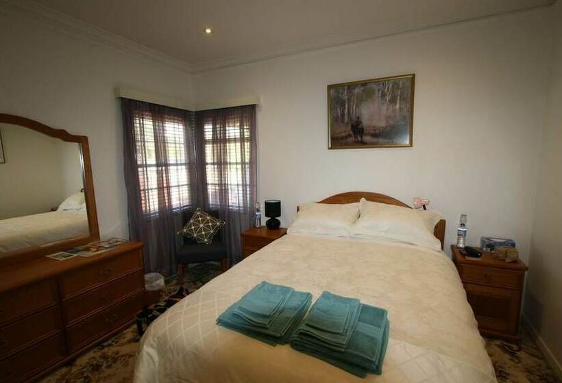 اتاق استاندارد, The Evergreen B&b