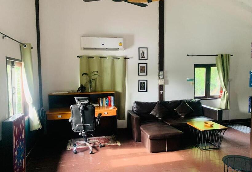 Студия Стандарт Вид на Море, The Summer House Samui