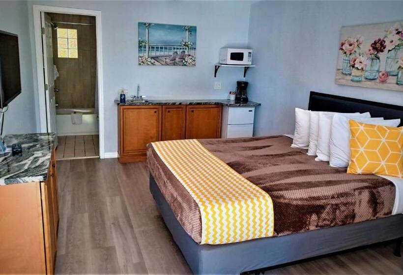 스탠다드 스튜디오, Johns Pass Beach Motel