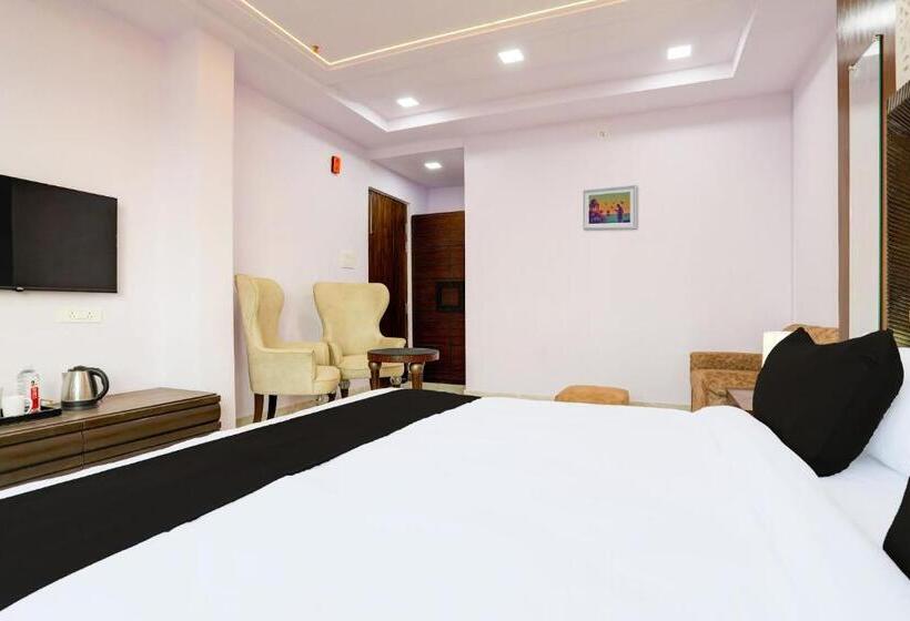 Трехместный Номер Классика, Oyo Hotel Lords Valley