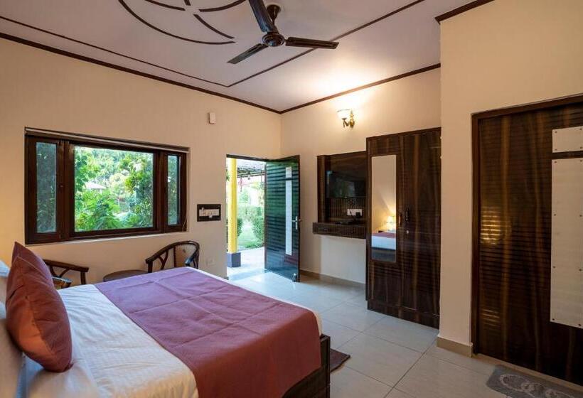 Номер Deluxe, Corbett D Resort
