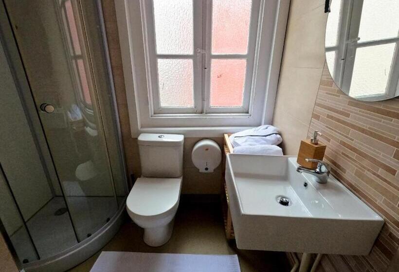 Номер Стандарт, W14 Hostales
