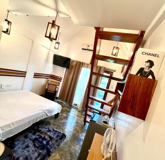اتاق کلاسیک چهارنفره, Hakuna Villas