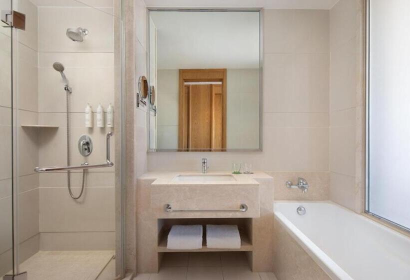 Номер Superior Кровать Кинг, Courtyard By Marriott Anji