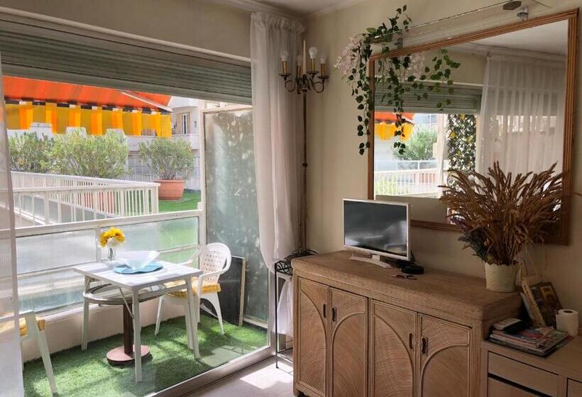 패밀리 스튜디오, Studio With Terrace & Rooftop Pool In Promenade Des Anglais