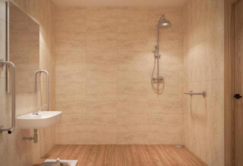 Standard Triple Room with Terrace, University Boutique Rooms