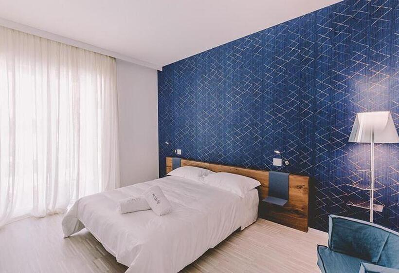Люкс с Балконом, Hotiday Collection   Suites Polignano