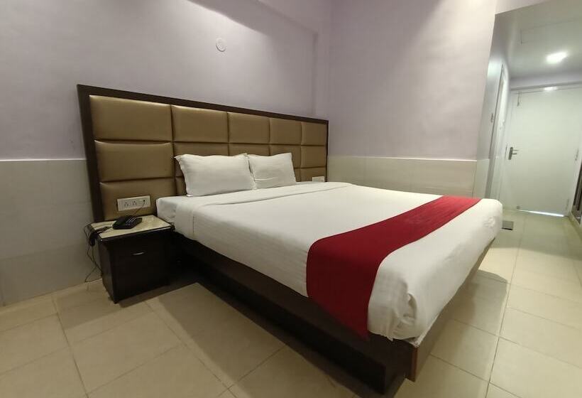 高级大房间, Royal Garden Resort