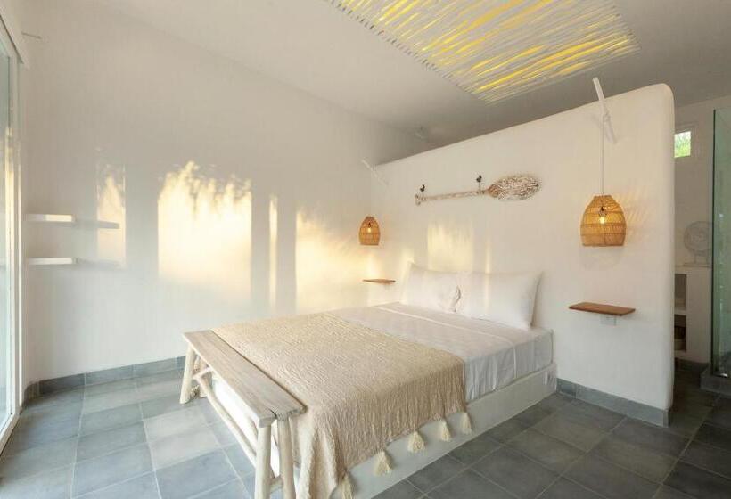 Номер Стандарт Вид на Бассейн, The Bingin Beach Villas  Bungalow Resort