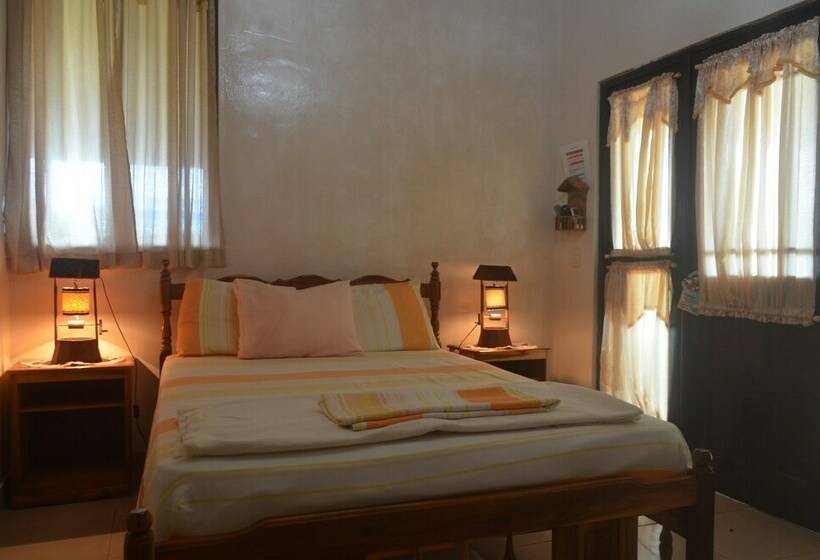 Номер Basic, Dim S Hostal