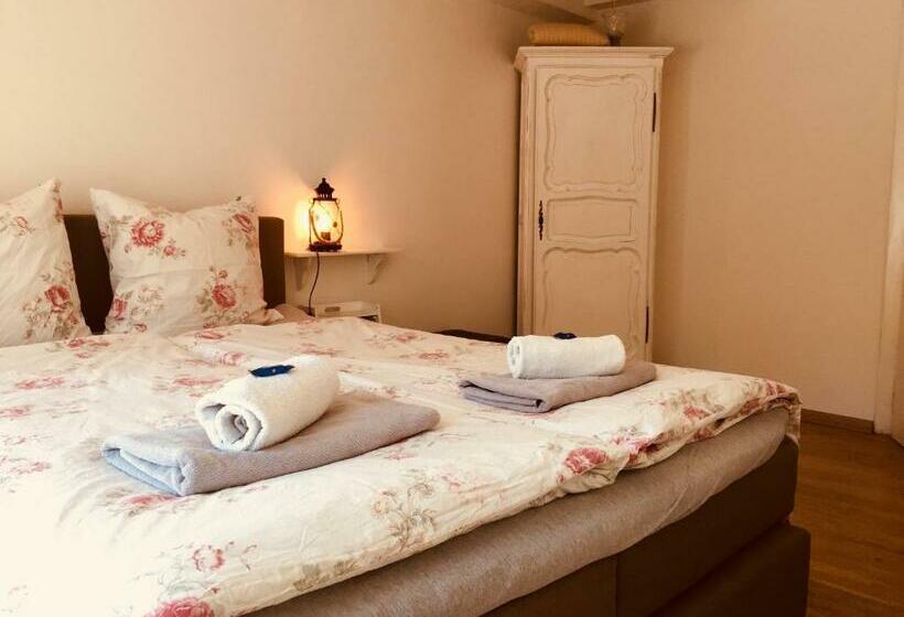 Номер Стандарт, Bed And Breakfast 57