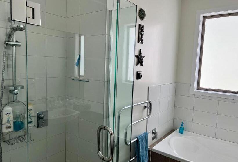 Апартаменты 2 Спальни, Jennie's In Whitianga