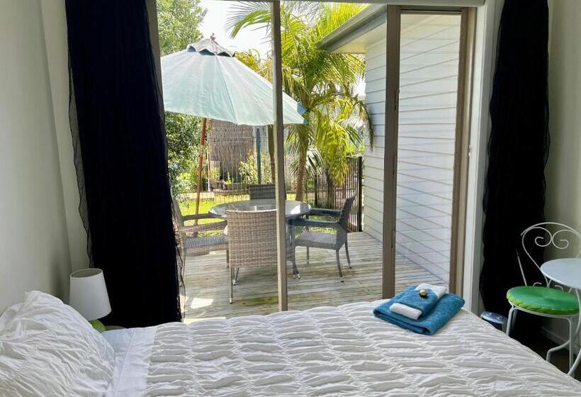 Апартаменты 2 Спальни, Jennie's In Whitianga