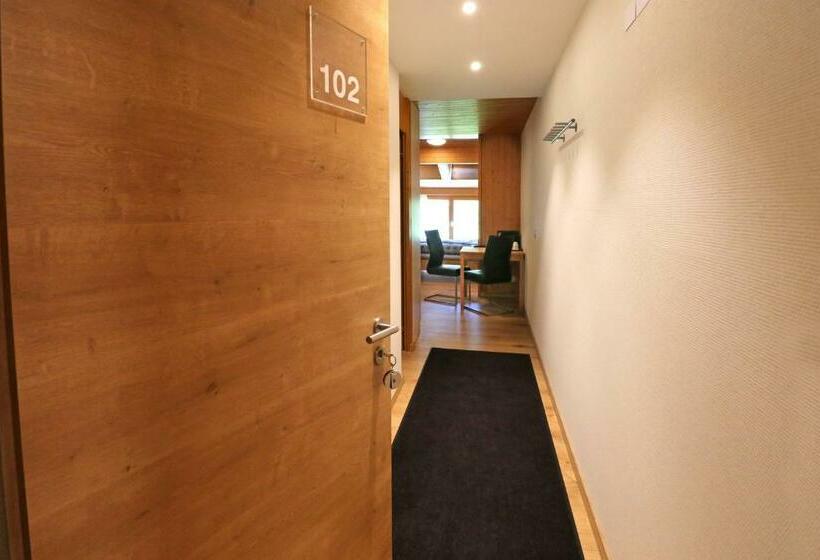 Номер Deluxe, Berghotel Distelboden