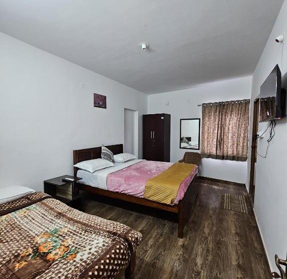 Номер Стандарт, The Happy Home Stay At Ooty