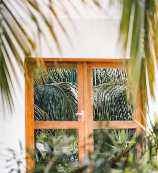 Бунгало Deluxe, White Paradise Zanzibar