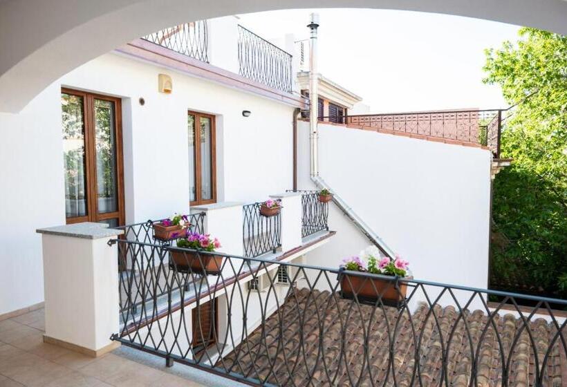 Номер Стандарт, B&b Ruinas
