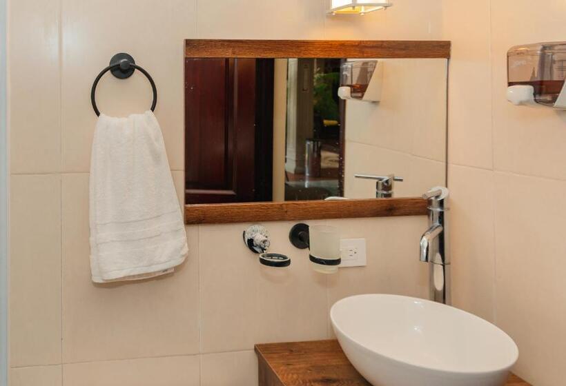 ベーシックルーム, Hostal Nojoch Che