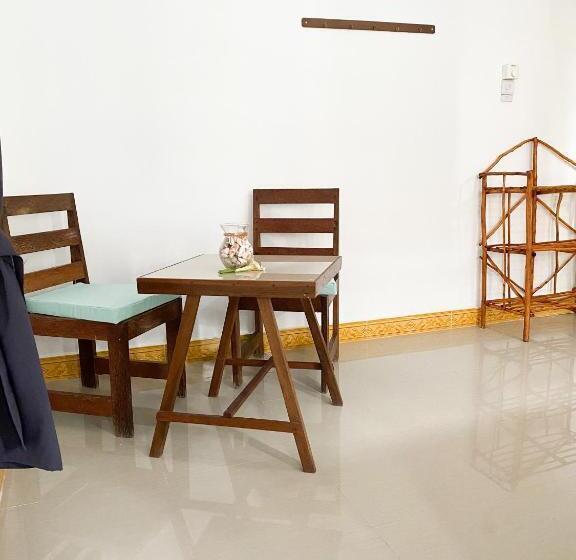 Номер Стандарт, Lighthouse Guesthouse