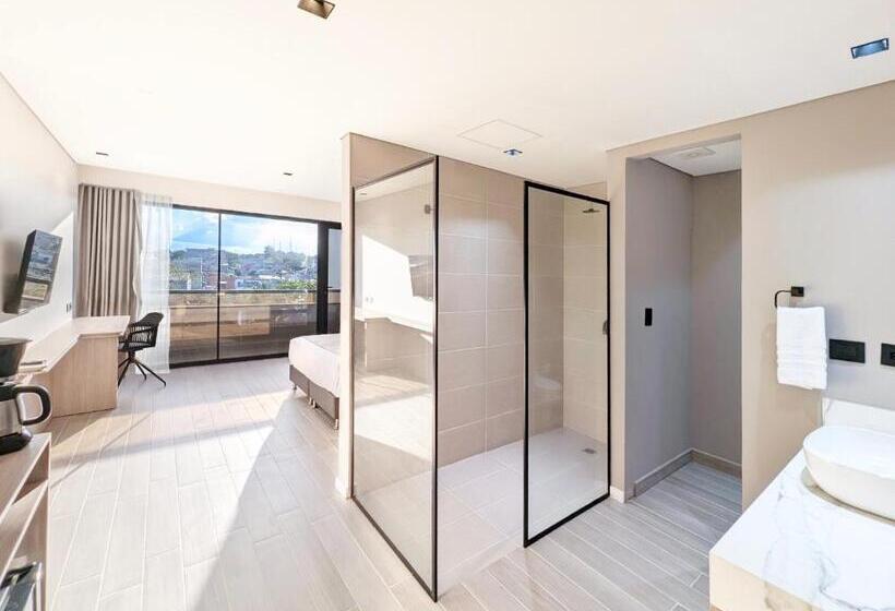발코니가 있는 스위트, Botanico Hotel Y Spa