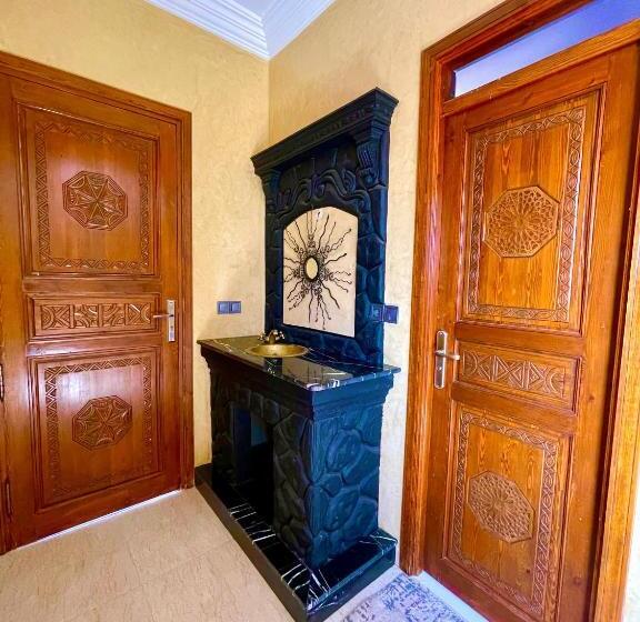 اتاق اکونومی, S&s Chill House