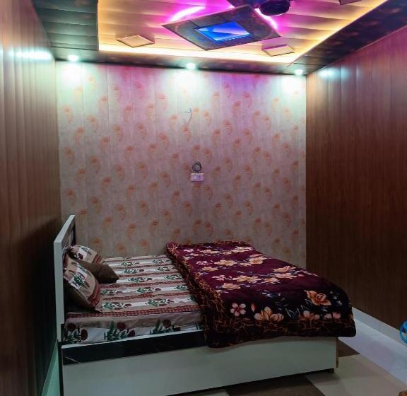 Номер Стандарт, Pari Residency 5 Mint Walking From Shri Ram Janmabhoomi Temple
