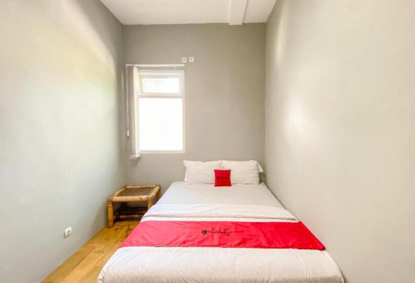 Номер Стандарт, Reddoorz Near Balai Kota Yogyakarta Timoho