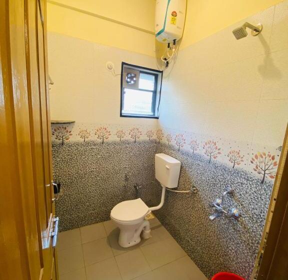 Апартаменты 1 Спальня с Балконом, 2bhk By The Beach
