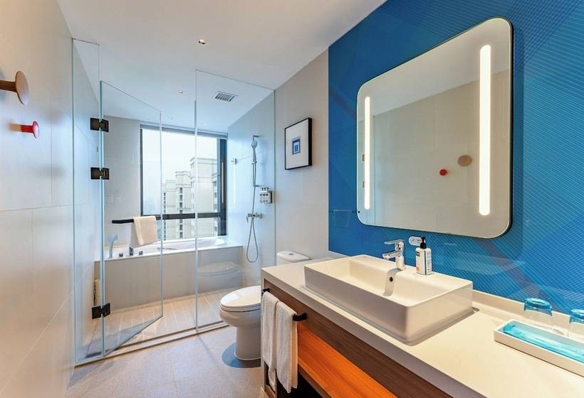 جناح, Holiday Inn Express Haimen City Center, An Ihg