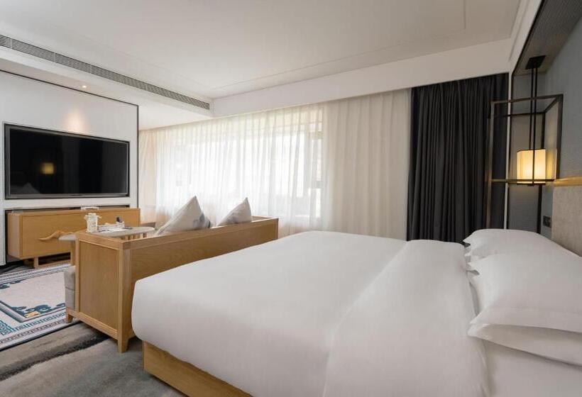 Номер Deluxe, Yue Xin Yuan Spa Resort