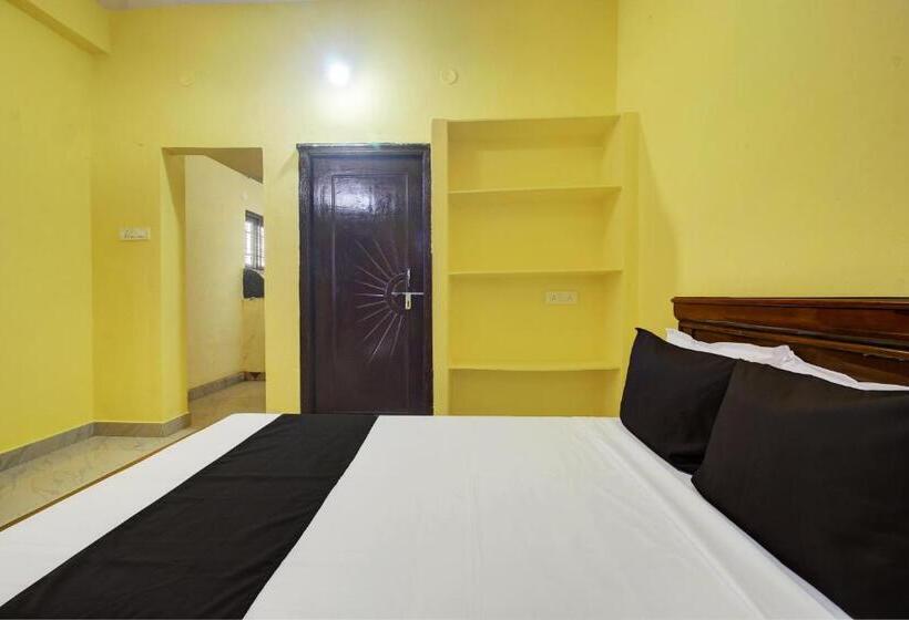 Трехместный Номер Классика, Oyo A1 Guest House