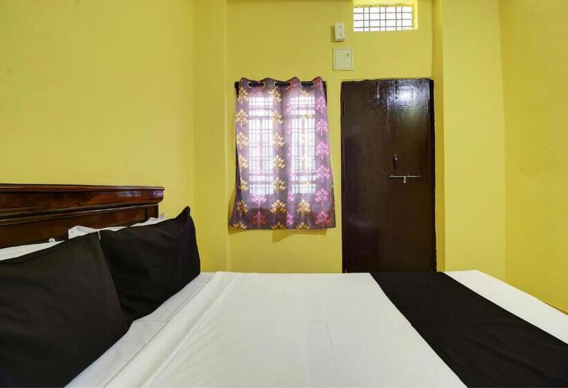 Трехместный Номер Классика, Oyo A1 Guest House