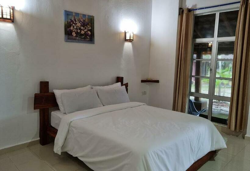 اتاق لوکس, Senari Bay Resort