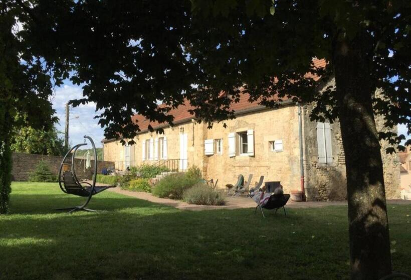 标准三人间, Entre Bourgogne Et Morvan