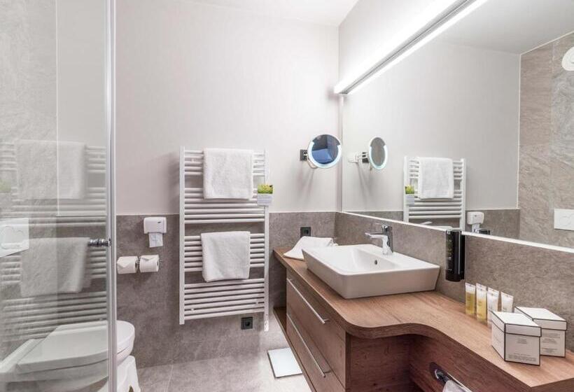Номер Стандарт с Балконом, Vivea Hotel Bad Bleiberg