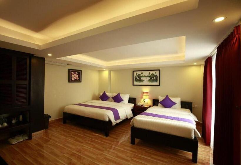 デラックストリプルルーム, Chheng Residence