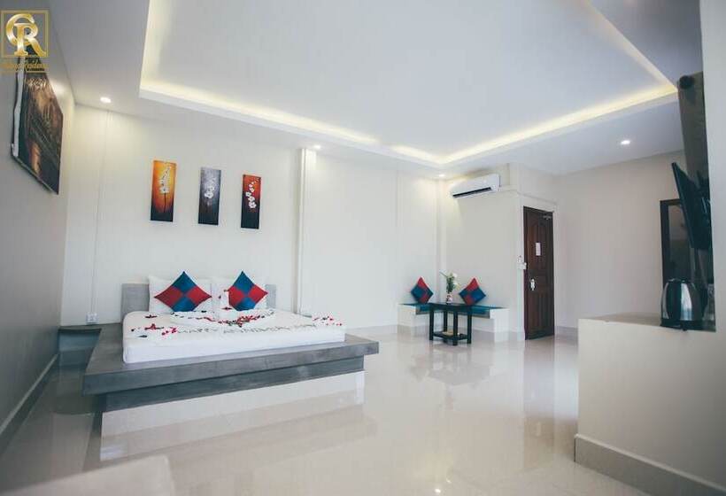 デラックススイート, Chheng Residence