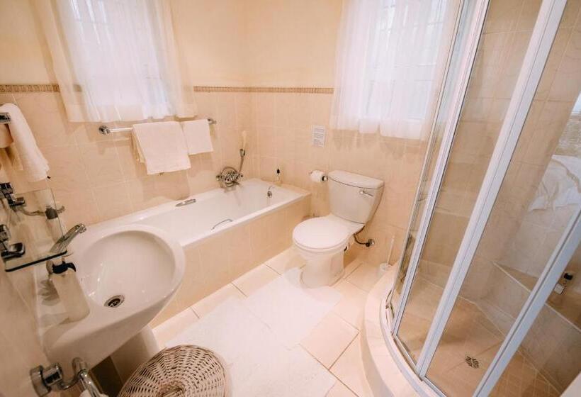 اتاق سوپریور, Dolphins' Playground Beachfront B&b
