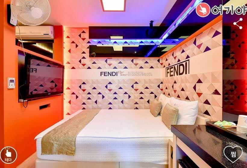Номер Стандарт с Гидромассажем, Jinju Gng Motel