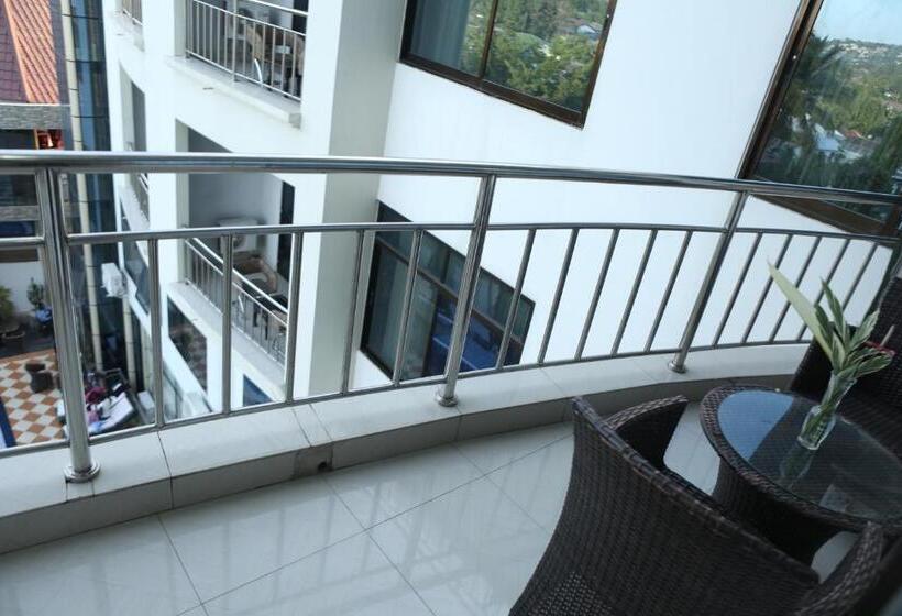 Family Suite, Adden Palace Hotel & Conference Centre