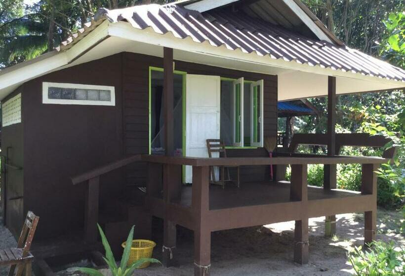 Номер Deluxe Вид на Море, Phayam Coconut Beach Resort