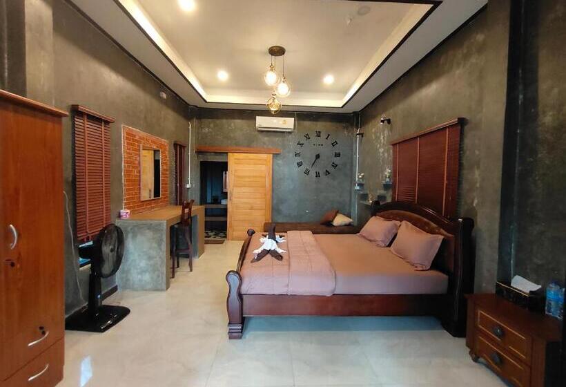 스위트, Phayam Coconut Beach Resort