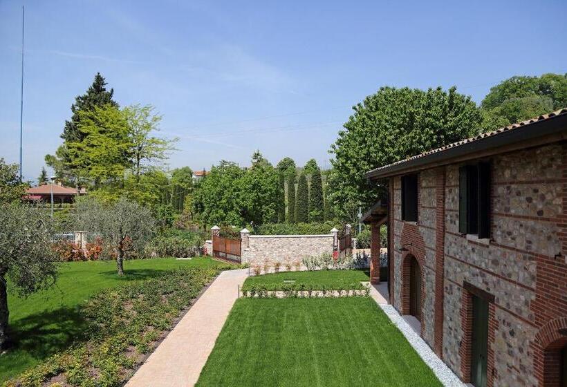 شقة كومفورت غرفتين نوم, Residence Borgo Mondragon