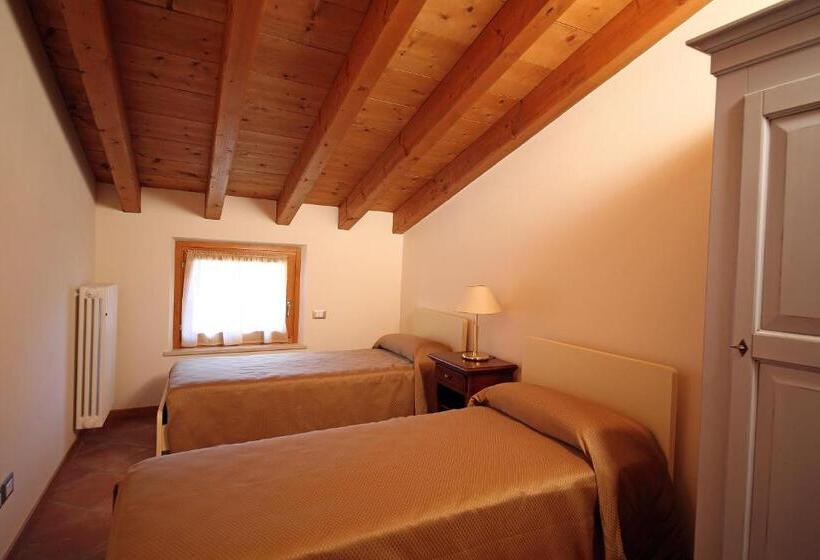 شقة غرفتين نوم مزودة بتراس, Residence Borgo Mondragon