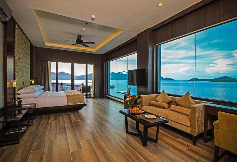 Люкс, Two Seasons Coron Bayside