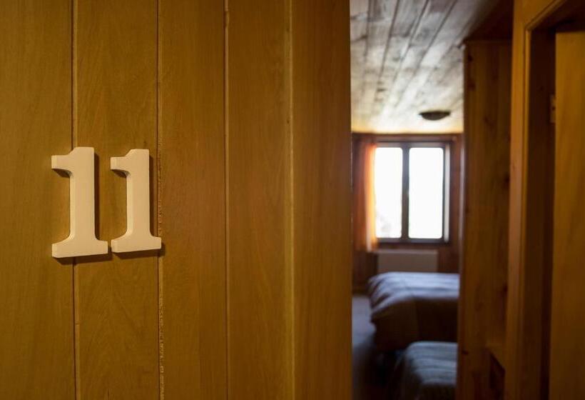 클래식 4인 룸, Hostal Mundo Nuevo