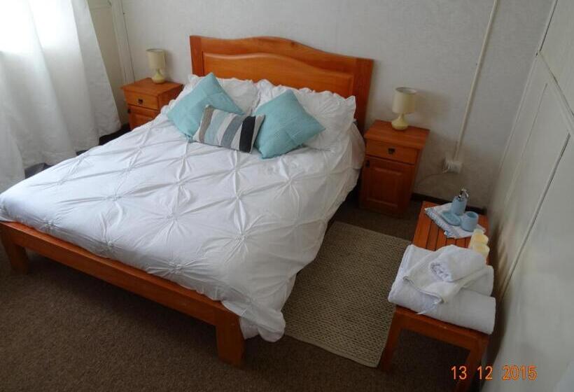 Номер Стандарт, Hostal Triwe