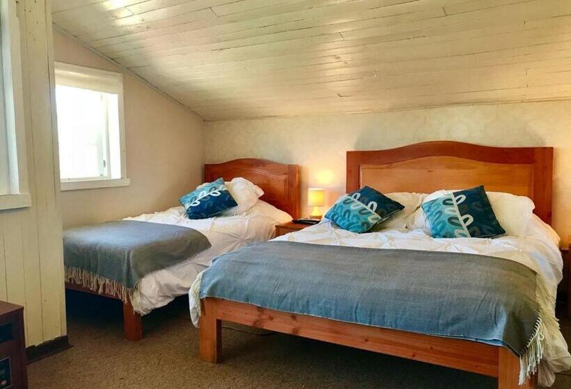 Номер Стандарт Трехместный, Hostal Triwe