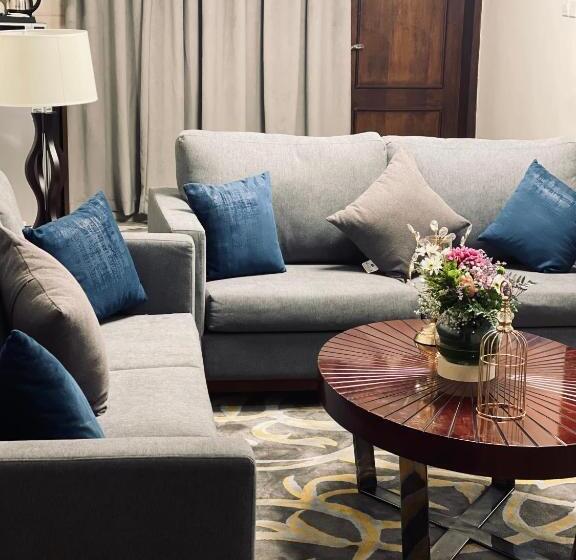 Вилла Deluxe 1 Спальня, Laten Suites Prince Sultan